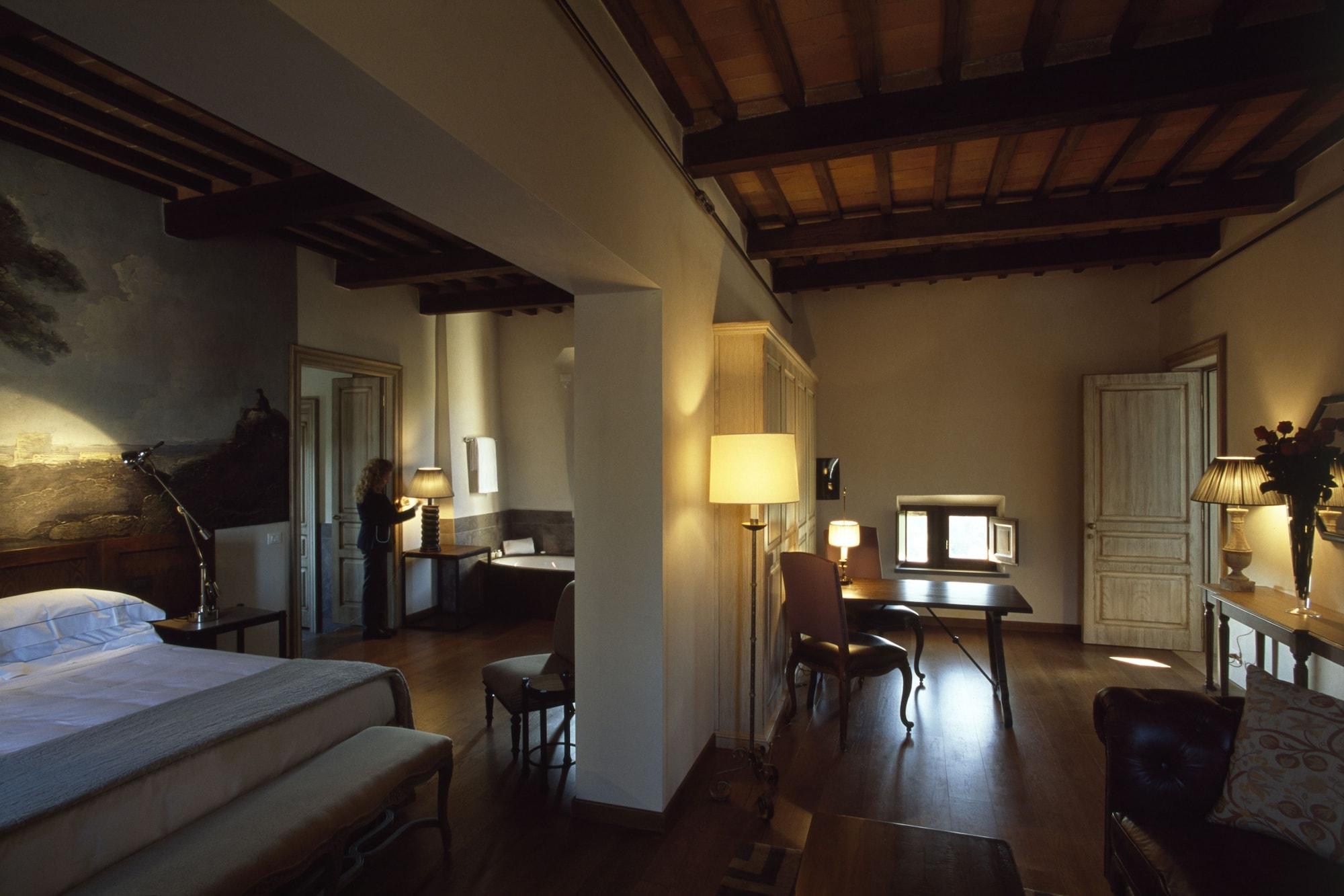 Castel Monastero - The Leading Hotels Of The World Castelnuovo Berardenga Eksteriør billede